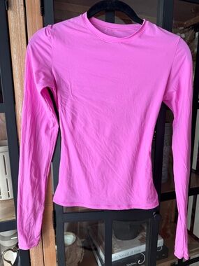 SKIMS fits everybody long sleeve crew neck tee top taffy barbie pink neon sugar
